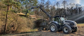 Holzrückung durch die Firma Gnauer Agrardienst