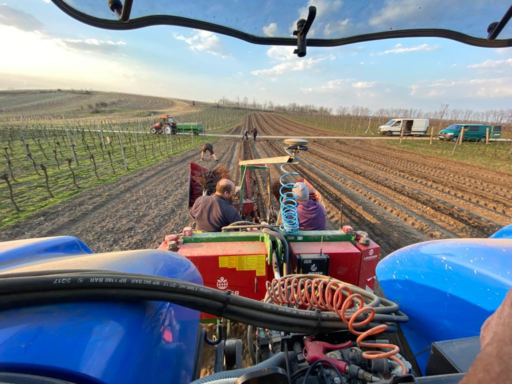 landwirtschaftliche Dienstleistungen der Firma Gnauer Agrardienst